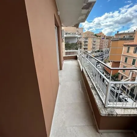 Momenti Di Felicita A * Roma